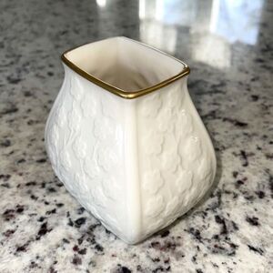 Lenox Cherry Blossom vase crafted from ivory fine china and decorated with a che